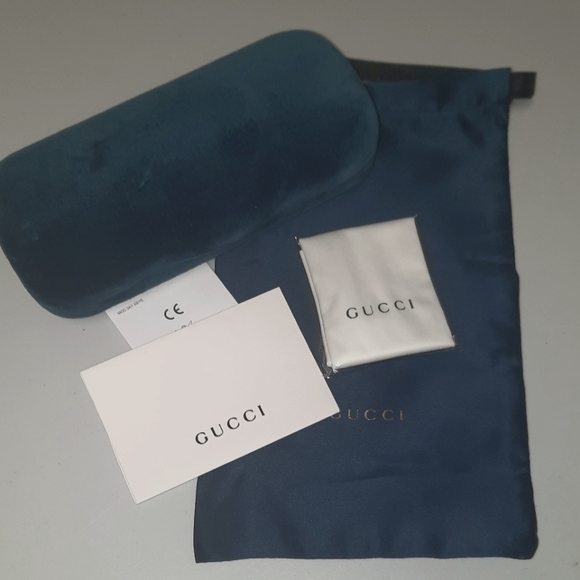 *** LIMITED-TIME get24- 30% OFF *** Gucci small hardcase for sunglasses blue - Picture 3 of 6